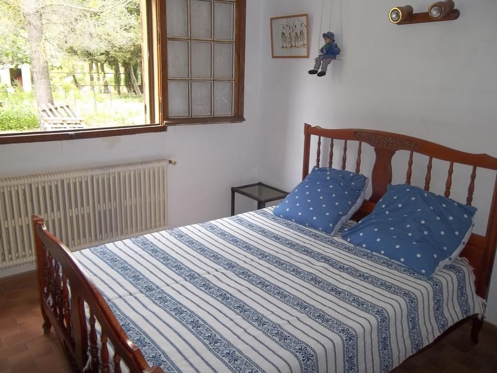 B&B Le Petit Frigouye Rochefort-du-Gard Cameră foto